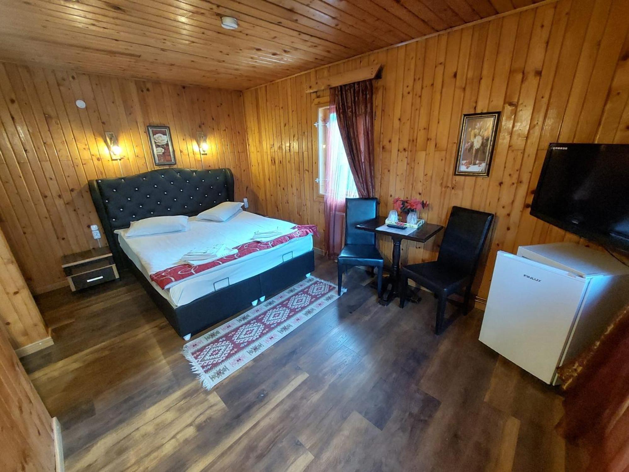 Hotel La Cristina Sinaia Zewnętrze zdjęcie