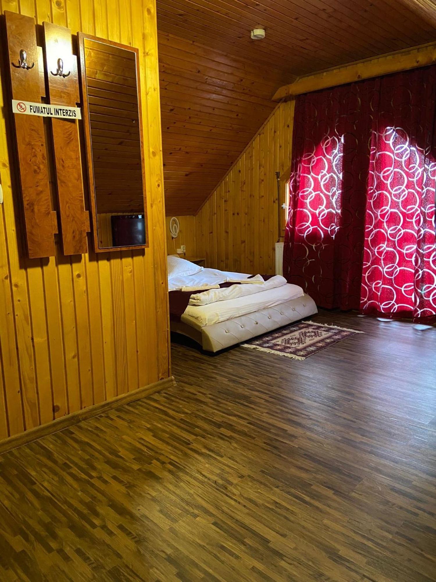 Hotel La Cristina Sinaia Zewnętrze zdjęcie